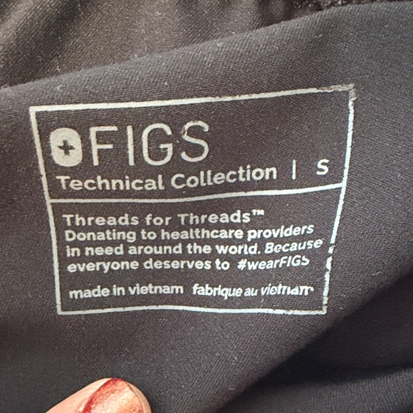 Figs Women's Black Pants - Picture 9 of 12